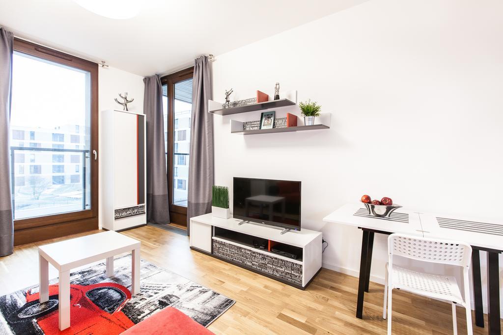 Warsaw Aparthotel Room photo